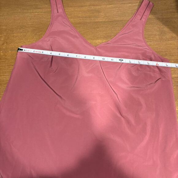 Athleta voyager tank crushed berry athletic top | Workout - Picture 6 of 8
